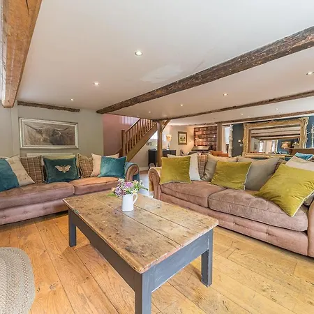 Lakedistrict House Hottub Sauna & Swimspa Sleeps 12 * Kendal