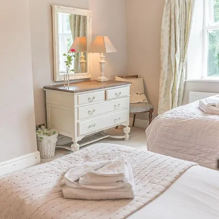 Lakedistrict House Hottub Sauna & Swimspa Sleeps 12 Nyaraló *