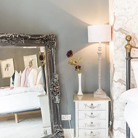 Lakedistrict House Hottub Sauna & Swimspa Sleeps 12 * Kendal