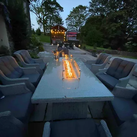 Nyaraló Lakedistrict House Hottub Sauna & Swimspa Sleeps 12