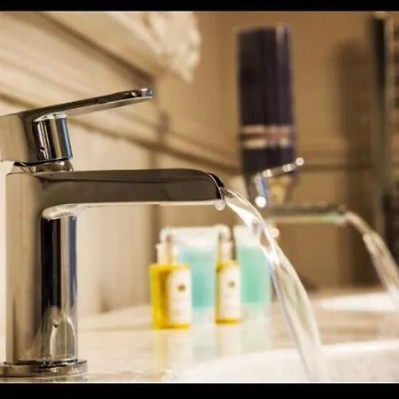 Nyaraló Lakedistrict House Hottub Sauna & Swimspa Sleeps 12 Kendal