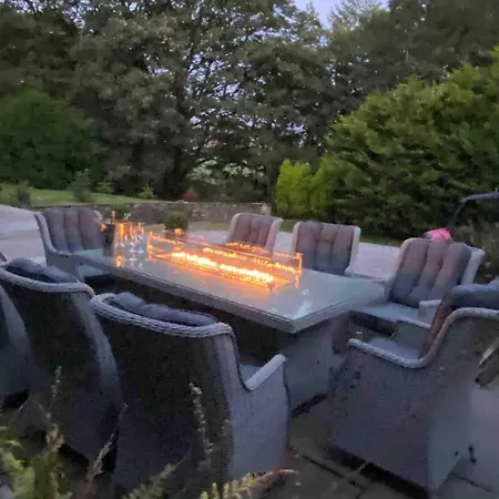 Lakedistrict House Hottub Sauna & Swimspa Sleeps 12 Nyaraló