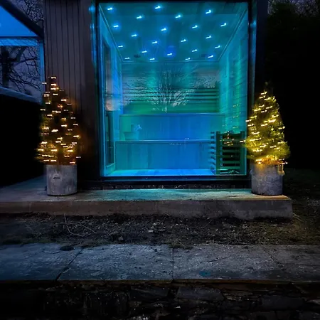 Lakedistrict House Hottub Sauna & Swimspa Sleeps 12 Holiday home