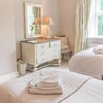 Lakedistrict House Hottub Sauna & Swimspa Sleeps 12 度假居 *