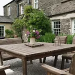 Lakedistrict House Hottub Sauna & Swimspa Sleeps 12 Prázdninový dům Kendal