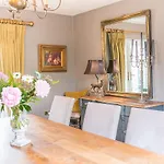 Prázdninový dům Lakedistrict House Hottub Sauna & Swimspa Sleeps 12 *