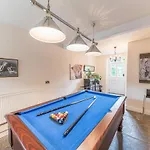 Prázdninový dům Lakedistrict House Hottub Sauna & Swimspa Sleeps 12 Kendal