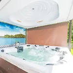 Lakedistrict House Hottub Sauna & Swimspa Sleeps 12 *