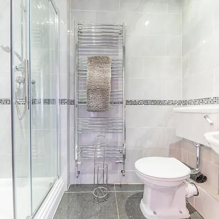 Lakedistrict House Hottub Sauna & Swimspa Sleeps 12 * كندال