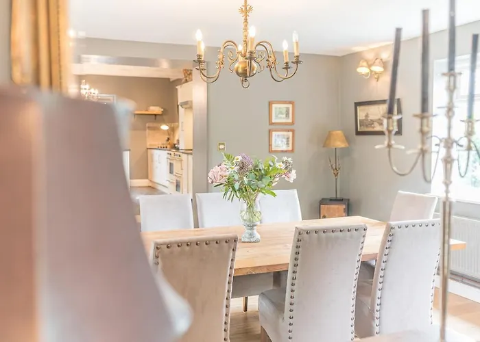 Lakedistrict House Hottub Sauna & Swimspa Sleeps 12 بيت للعطل *