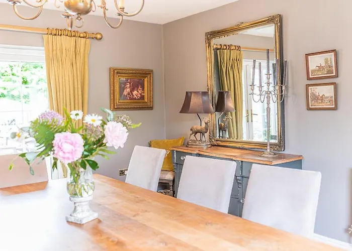 بيت للعطل Lakedistrict House Hottub Sauna & Swimspa Sleeps 12 *