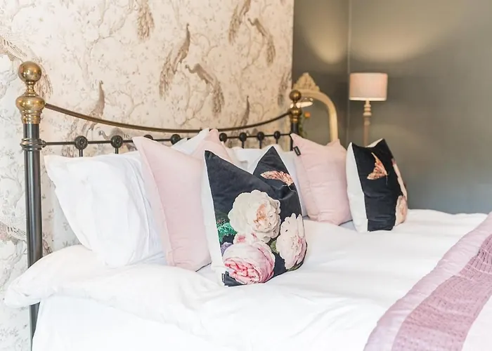 بيت للعطل Lakedistrict House Hottub Sauna & Swimspa Sleeps 12 *