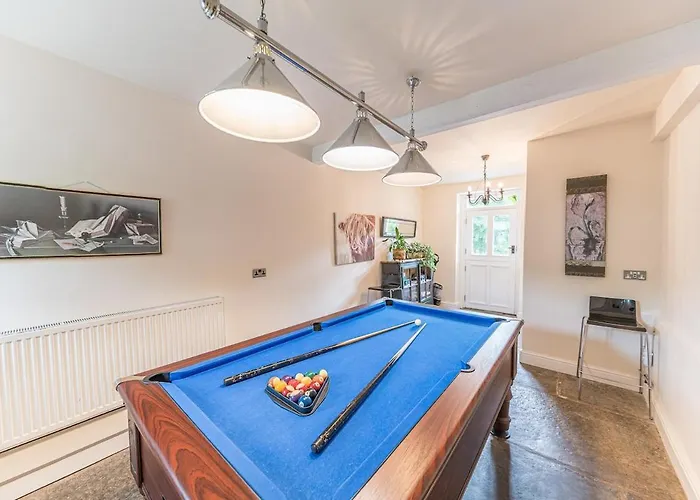 بيت للعطل Lakedistrict House Hottub Sauna & Swimspa Sleeps 12 كندال