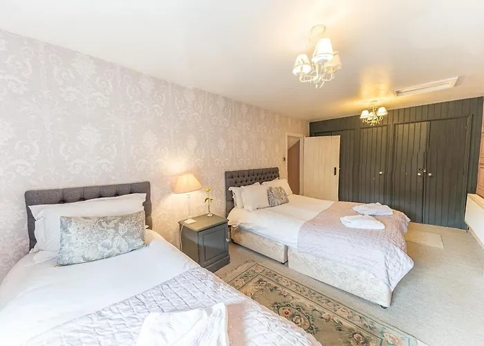 Lakedistrict House Hottub Sauna & Swimspa Sleeps 12 * كندال