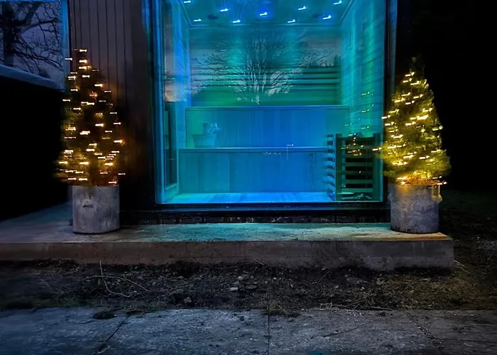 Lakedistrict House Hottub Sauna & Swimspa Sleeps 12 بيت للعطل