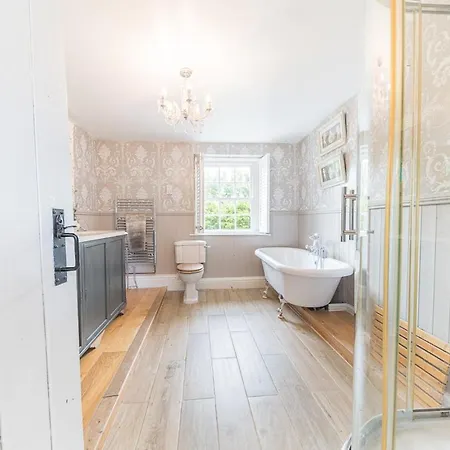 Lakedistrict House Hottub Sauna & Swimspa Sleeps 12 Dom wakacyjny