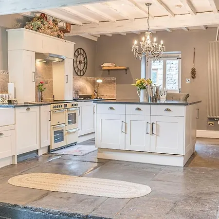 Lakedistrict House Hottub Sauna & Swimspa Sleeps 12 Dom wakacyjny Kendal